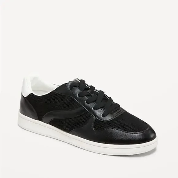 Old Navy Black Low Top Sneaker