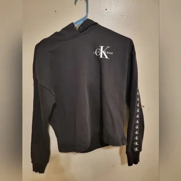 Womans Small Calvin Klein Sweatshirt
