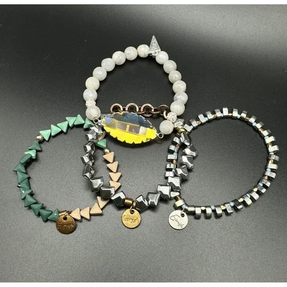 Erimish Stretch Stack Bracelets Lot Of 4 Multicolor Iridescent Silver Green