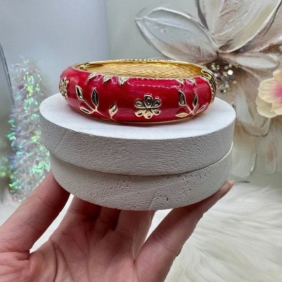 The Red and Gold Thick Enamel Floral Design Bangle Bracelet