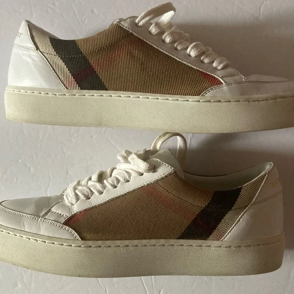 Burberry Womens SZ 7 EU 36.5 lconic Check Sneakers with white leather trim.