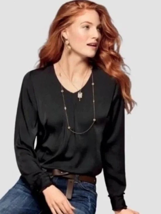 CAbi Classic Blouse Shirt Pullover V-Neck Long Sleeve Black Size Large