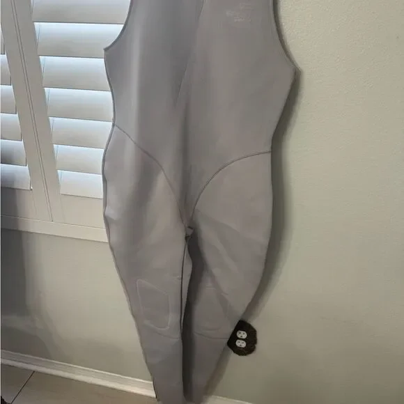 Brand new skims SKIMS Light Gray Sleeveless whole body swim suit 2XL