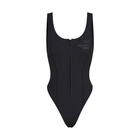 NWT SKIMS SPORT SWIM SCOOP NECK ONE PIECE ONYX BLACK M