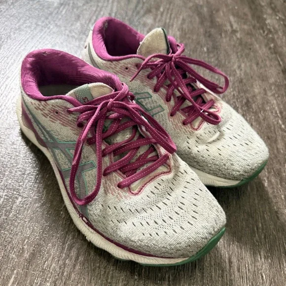 ASICS Gel-Nimbus 24 Women Size 9 Grey Orchid Running Shoes Purple Sneaker