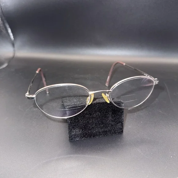 Vintage Flexon Oval Eyeglass FRAMES ONLY Silver Rose Ornate Temples 50-18-140