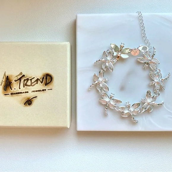 Silver Dragonfly Link Bracelet