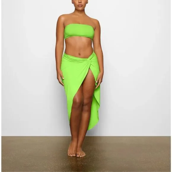 SKIMS Signature Swim Bandeau Bikini Top Neon Green Size M