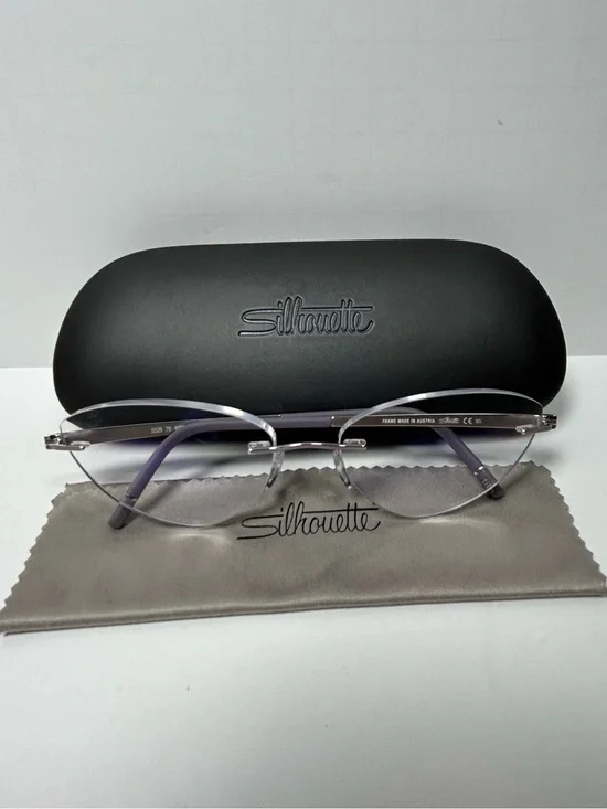Silhouette Rimless Cat Eye Frames in Lavender and Silver 5529 70 4000 17-135