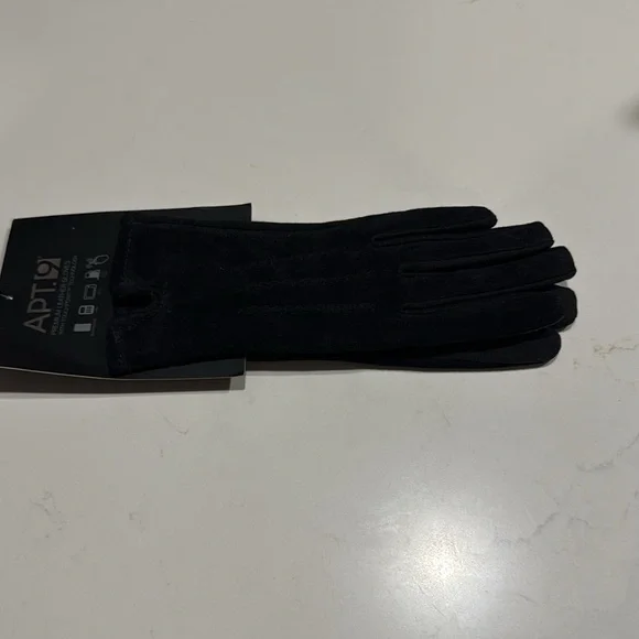 Suede gloves