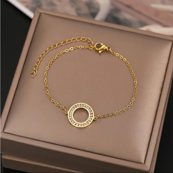 Gold Filled Cubic Zirconia Circle Eternal Bracelet
