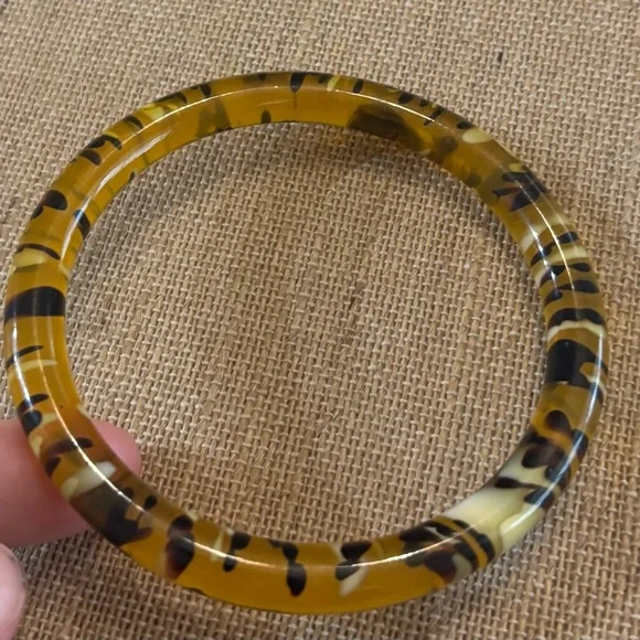 Vintage Tiger Stripes Lucite Bangle Bracelet diameter