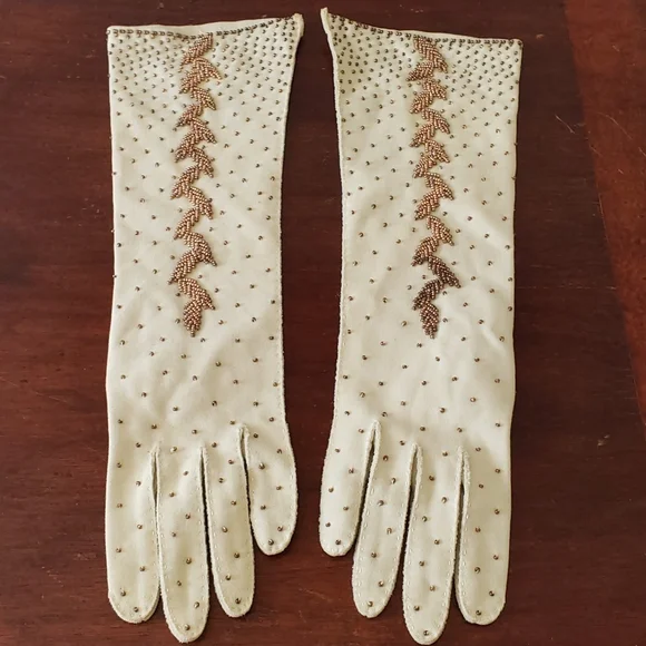 Vintage Beaded Gloves Size 6 1/2