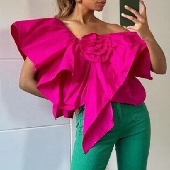 Zara fuchsia ruffle rose top