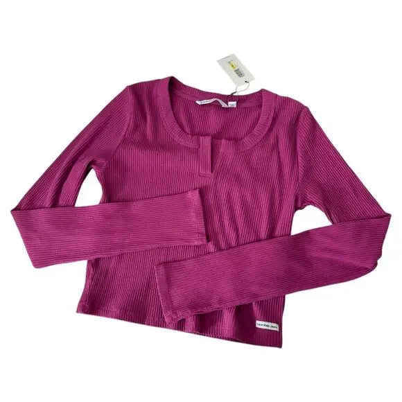 Calvin Klein NWT Ribbed Long Sleeve Cropped Tee‎