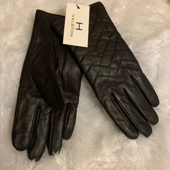 HALSTON STYLE Ladies black Leather gloves in size large NWT