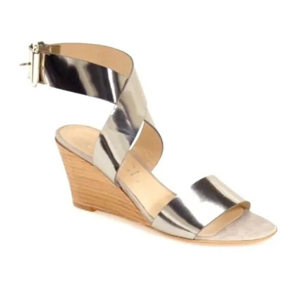 AGL Attilio Giusti Leombruni Silver Wedge Sandals Size 41