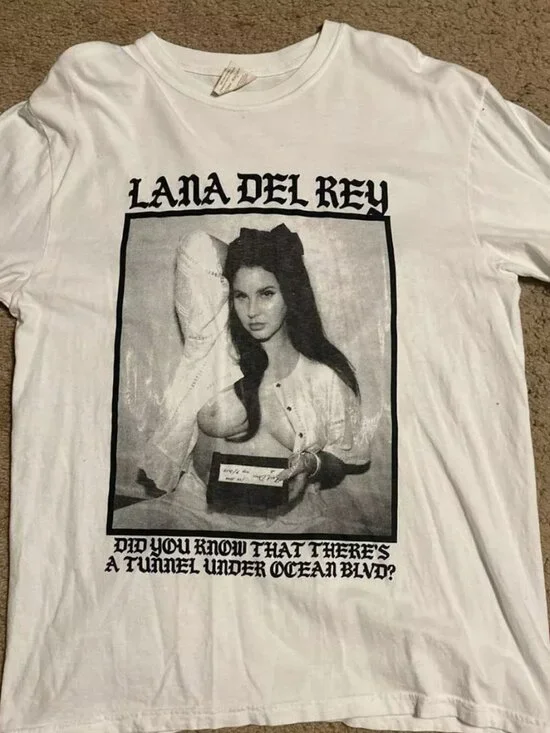 Vintage Inspired Tunnel Ocean Blvd Graphic Tee, Retro Music Fan Shirt