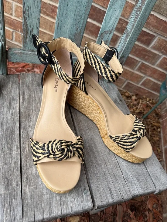 On 34th Ladies 9.5 Nihari Knotted Adjustable Ankle Strap Wedge Sandal