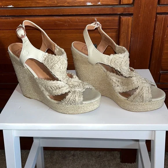 Lucky Brand Wedge Heels