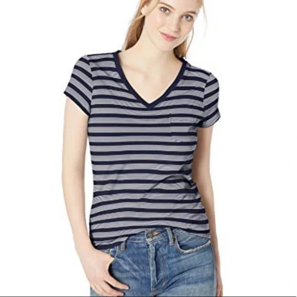 Daily Ritual striped v neck pocket tee, NWT medium
