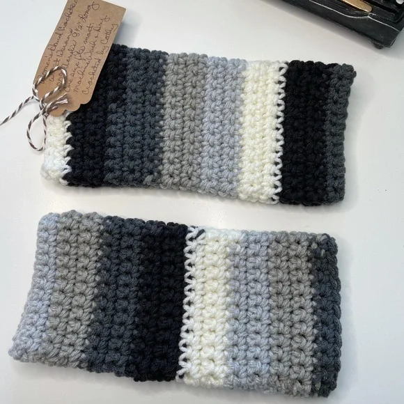 Fingerless Gloves Black White & Gray OSFM Striped Extra Warm HandCrafted