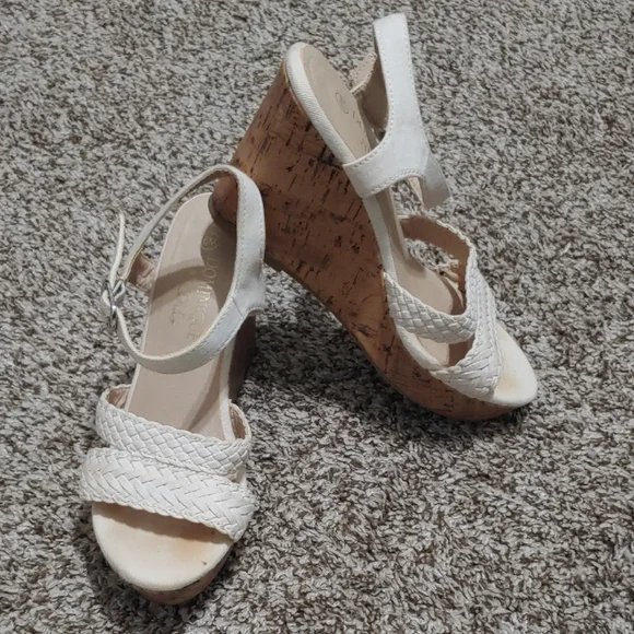 Braided Cream Wedge Heels Women's Size 6