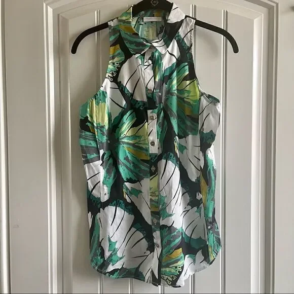 2/$22 New York & Company Green Floral Short Sleeve Button Up Top; SZ S; BNWT