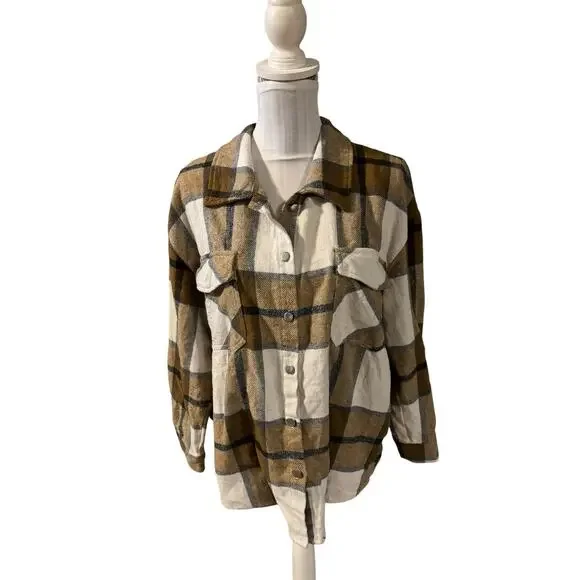 SHEIN Tan & Cream Plaid Flannel Button Up Size M