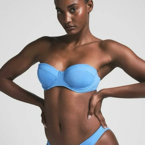 SKIMS Signature Swim Strapless Underwire Top w/Straps in Tide. NWT. Women’s XXS