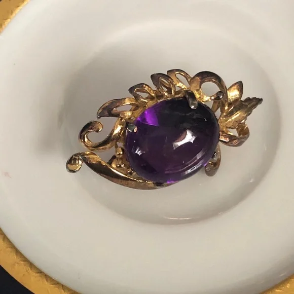 Vintage Gold Vermeil Amethyst Brooch Pin