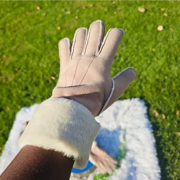 New Preston & York Faux Suede Fashion Forward Winter Gloves