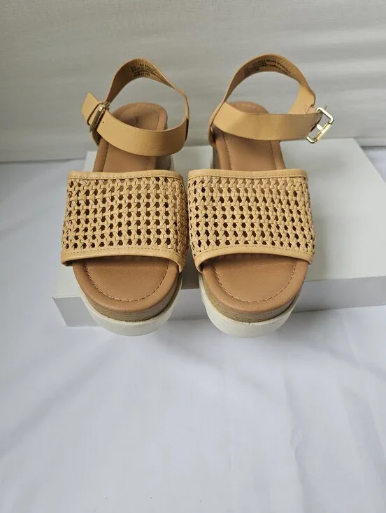 ​Universal Thread Woven Platform Wedge Sandals - Size 9.5