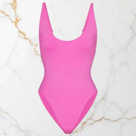 SKIMS Vibrant Swim Scoop Neck One Piece Taffy Pink 4X NWT