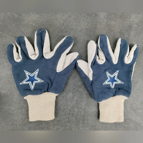 Cowboy gloves