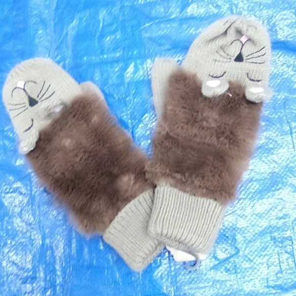 Critter mittens