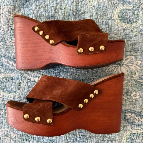 Steve Madden brown wedge slip on sandals