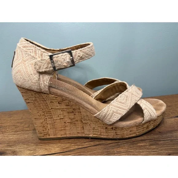 TOMS Womens 9 Cream Geometric Cork Wedge Sandals Ankle Strap‎ Platform Heel Boho