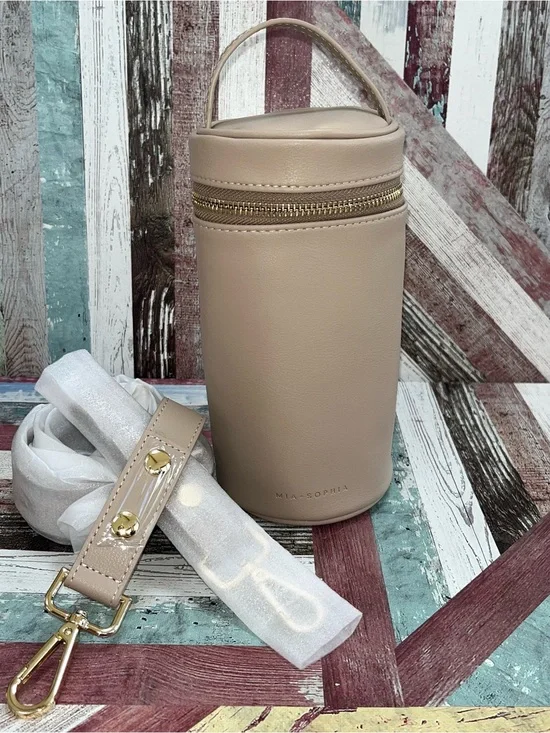 Mia + Sophia NWT Insulated Bottle Bag Holder Crossbody Beige Vegan Leather Zip