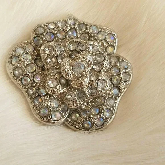 Vintage Victorian Flower Brooch Blue Rhinestone Coquette Boho‎ Silver Tone 5295