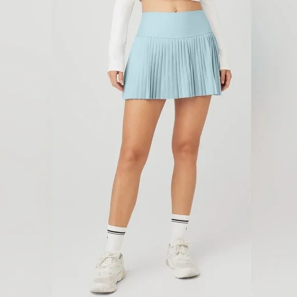 Alo Yoga Grand Slam Tennis Skirt in Baby Blue - Size L