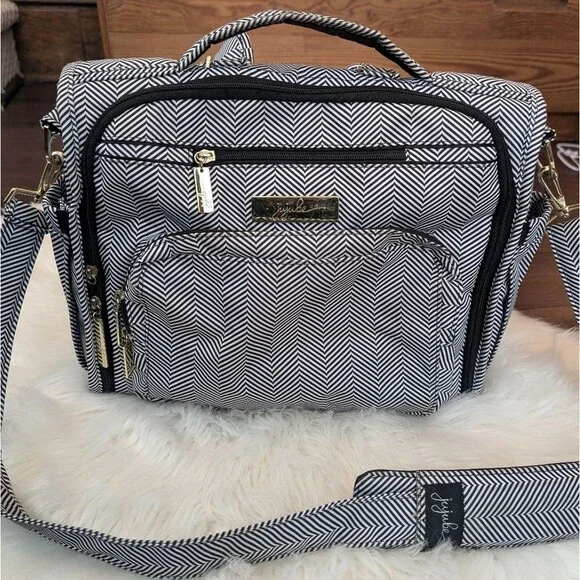 Jujube BFF Chromatics Black and White Chevron Diaper Breast Pump Bag Backpack
