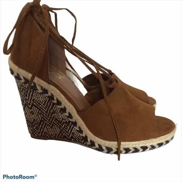 Bohemian Western Aztec Wedge Espadrille Size 9.5