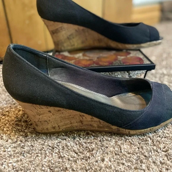 Black Wedge Peep-Toe Shoes