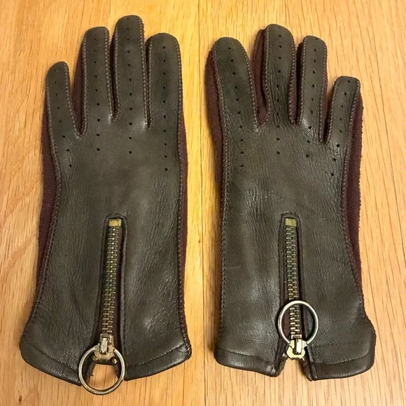 Women’s Leather Gloves with Top Accent Zip Detail Brown Size S