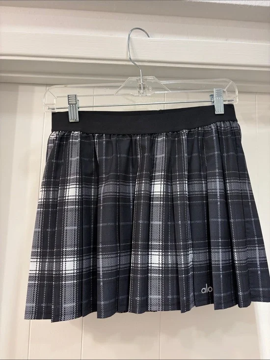 ALO Yoga Black & White Plaid Pleated Mini Skirt