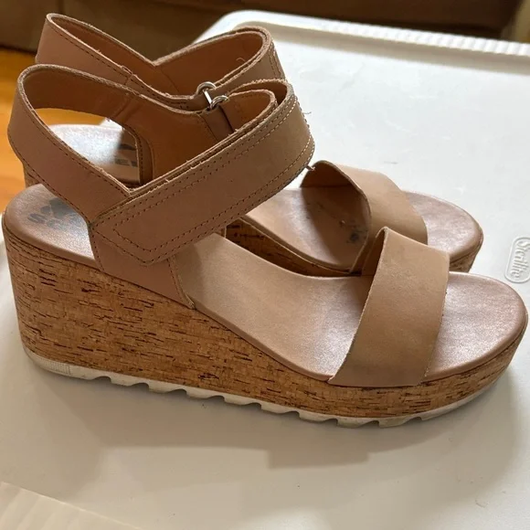Sorel “Cameron” Taupe Cork Wedge Sandals, Sz 9.5