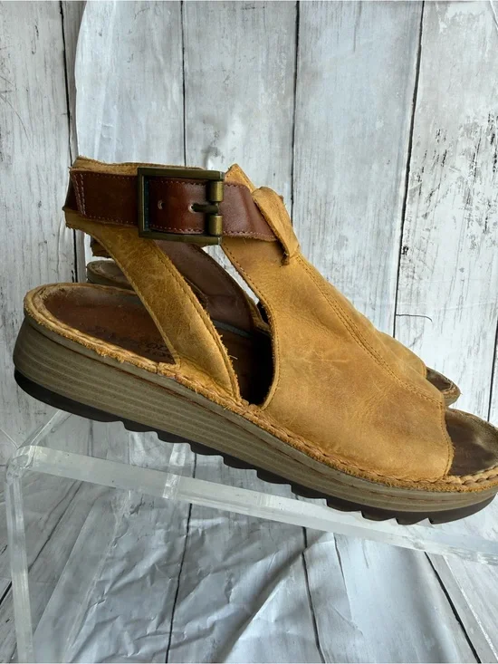 Naot Women’s Verbena Leather Ankle Strap Wedge Open Toe Sz 37