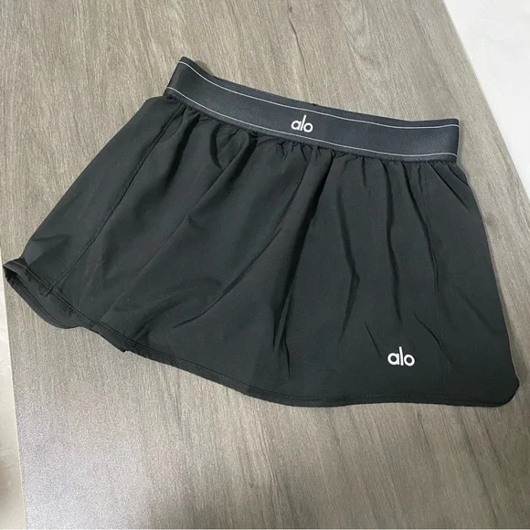 ALO Yoga Charcoal Black Skirt
