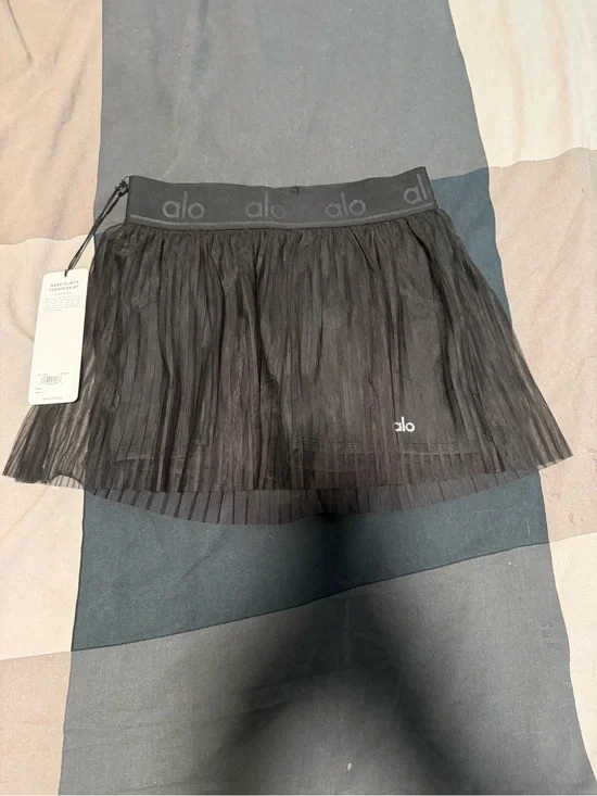 Alo Yoga Mesh Flirty Tennis Skirt Size S